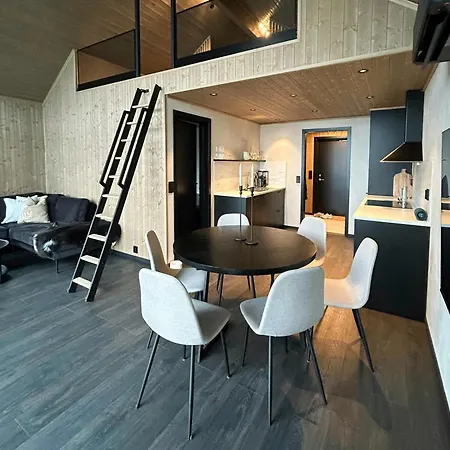 Boat House With Sea Views An Hour From Bergen Апартаменты *